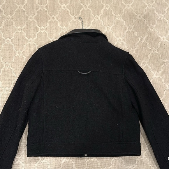 Club Monaco Cropped Leather Jacket - Picture 13 of 13